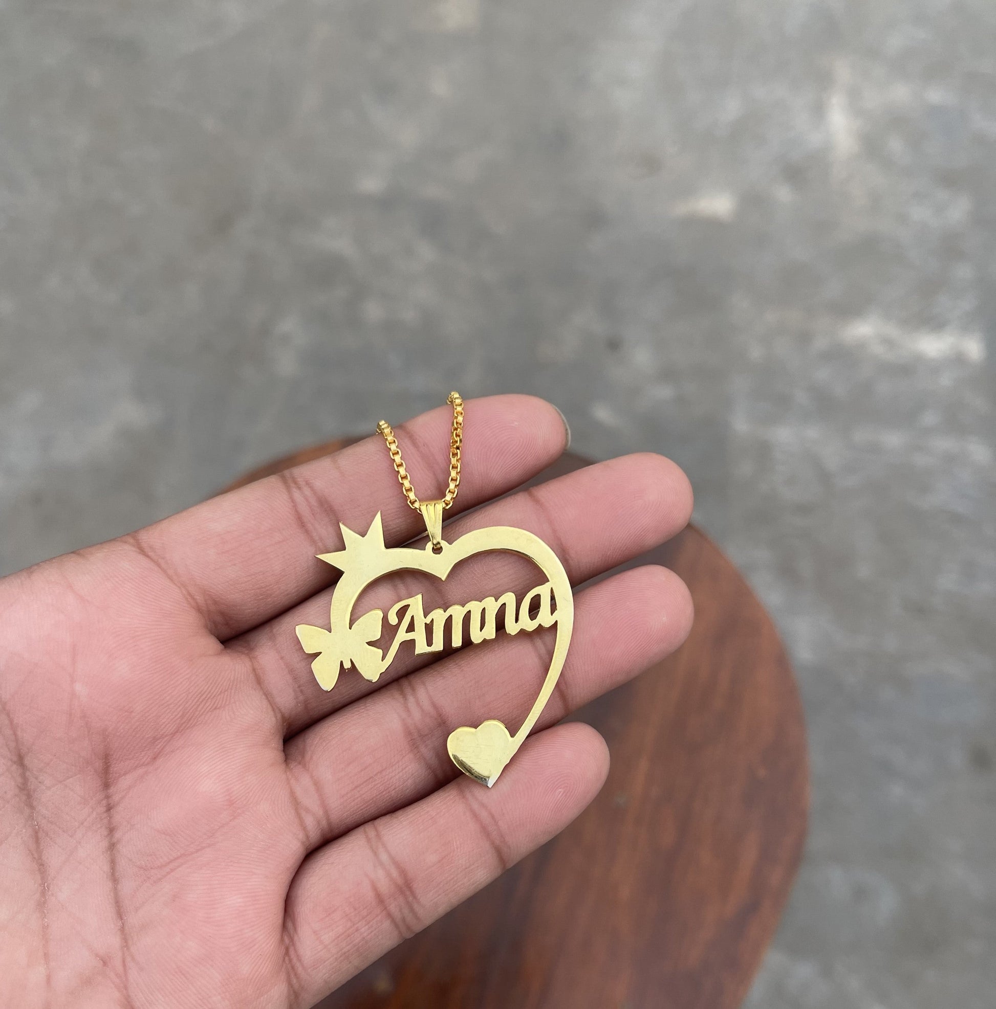 Crown Heart I Customize Name Necklace - Creative Collection