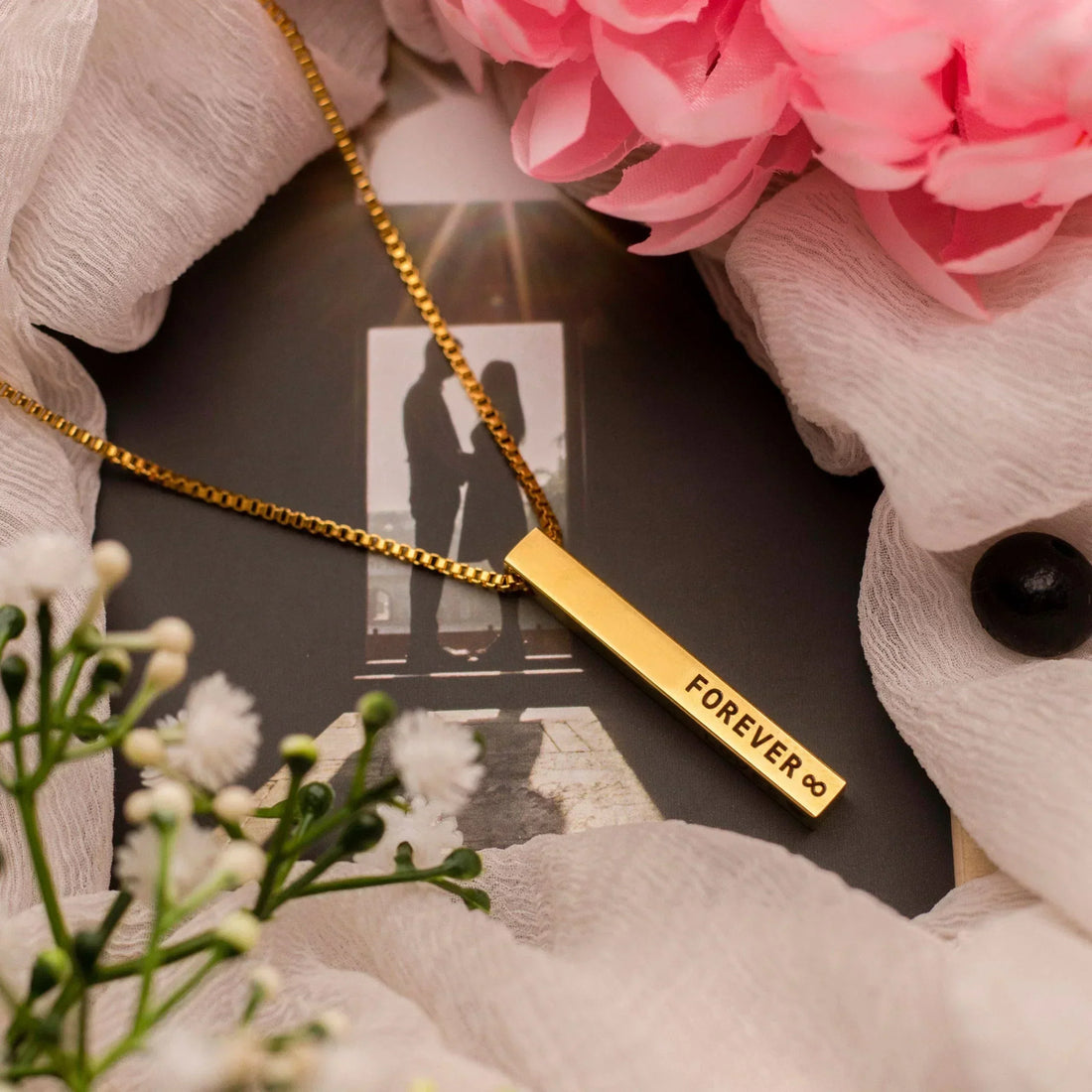 3D Engraved Bar Necklace - Creative Collection